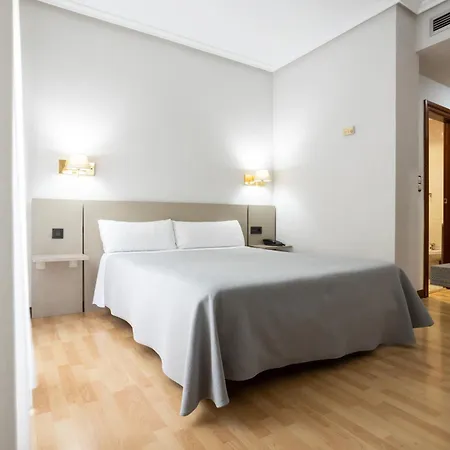 Hotel Tibur-3